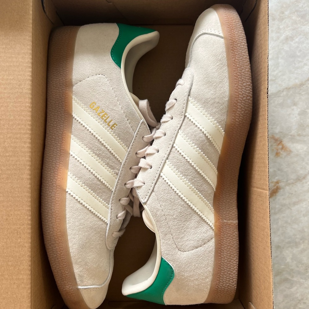 Adidas Gazelle Beige Sneakers Size 9.5